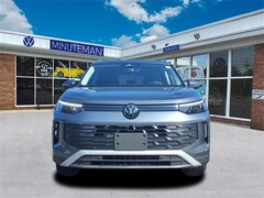 2025 Volkswagen Taos 1.5T SE SUV