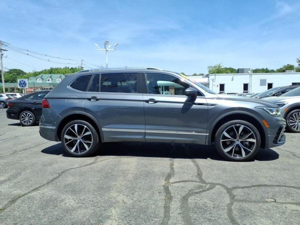 Used 2023 Volkswagen Tiguan 2.0T SEL R-Line SUV