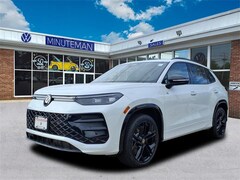 2025 Volkswagen Tiguan 2.0T SE R-Line Black SUV