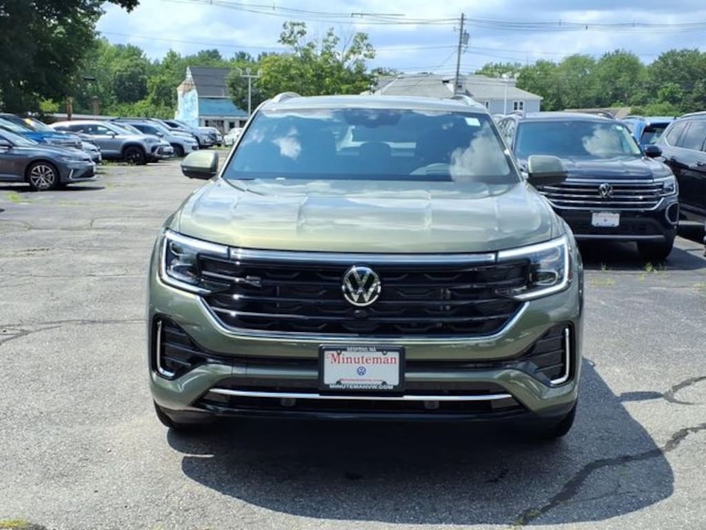 New 2026 Volkswagen Atlas Cross Sport 2.0T SEL Premium R-Line SUV