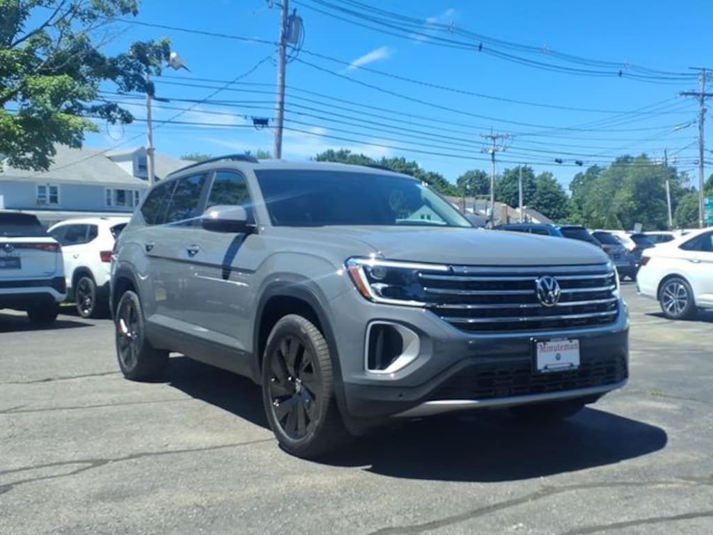 New 2026 Volkswagen Atlas 2.0T SE w/Technology SUV