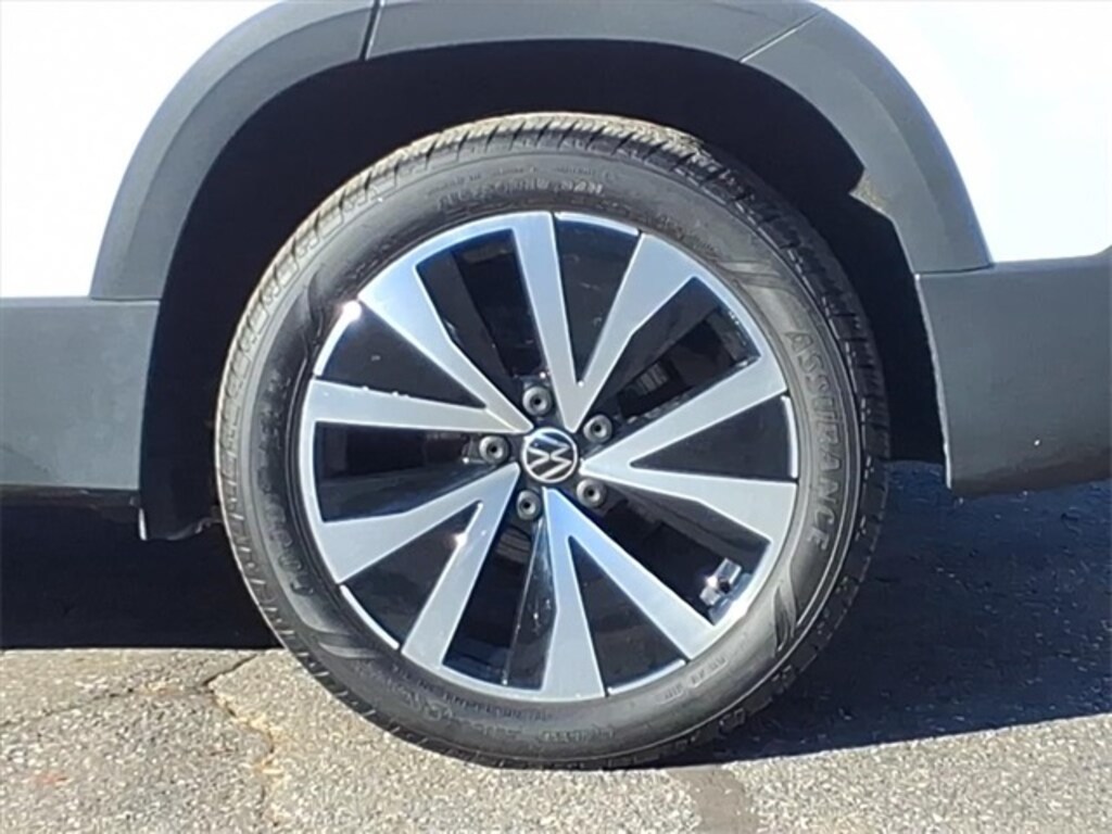 Certified 2022 Volkswagen Taos 1.5T SE SUV