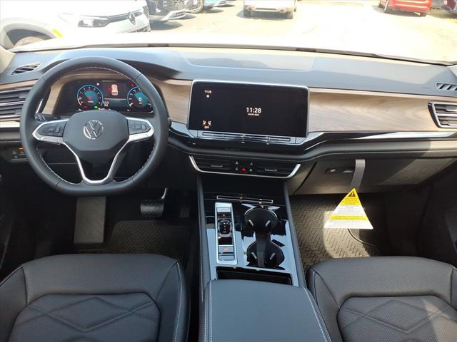 2026 Volkswagen Atlas SE w/Tech - Photo 14