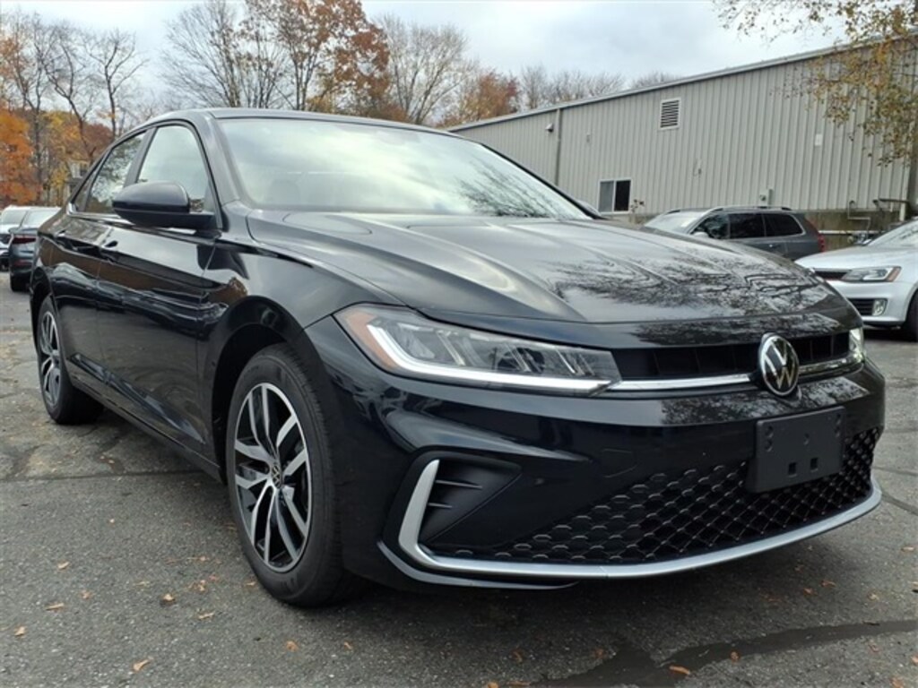 New 2026 Volkswagen Jetta 1.5T SE Sedan