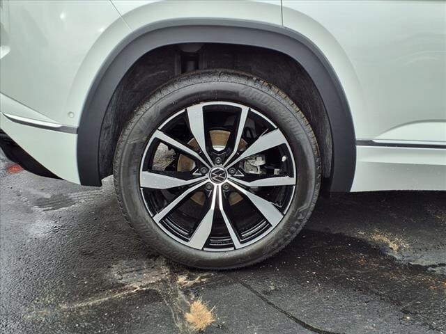 2025 Volkswagen Atlas Cross Sport SEL Premium R-Line photo 4