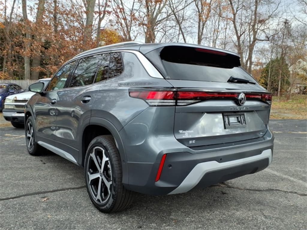 New 2026 Volkswagen Tiguan 2.0T SE SUV