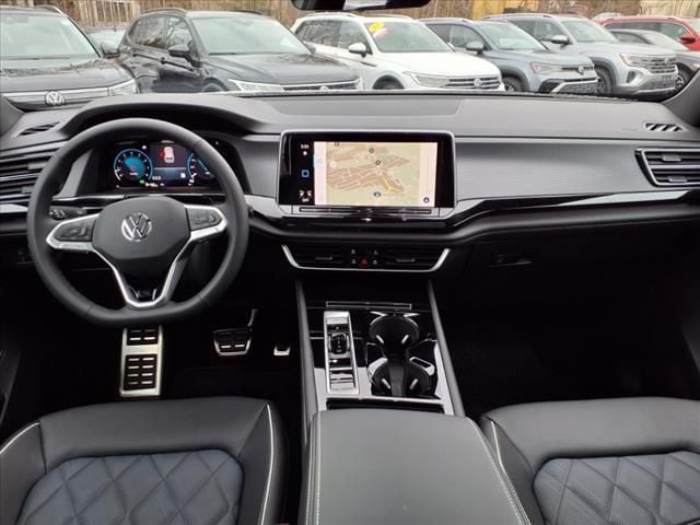 2025 Volkswagen Atlas Cross Sport SEL Premium R-LINE - Photo 15