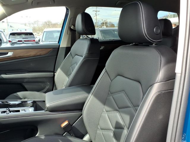 2026 Volkswagen Atlas SE w/Tech - Photo 12