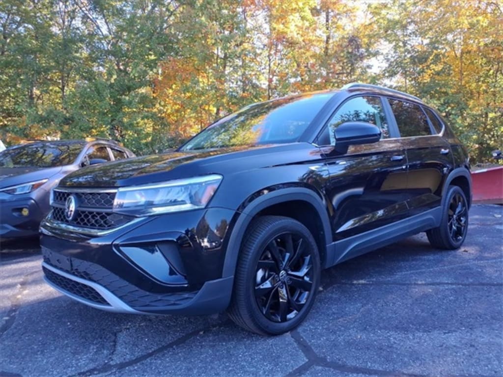 Certified 2022 Volkswagen Taos 1.5T SE SUV