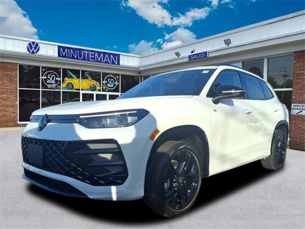 New 2025 Volkswagen Tiguan 2.0T SE R-Line Black SUV