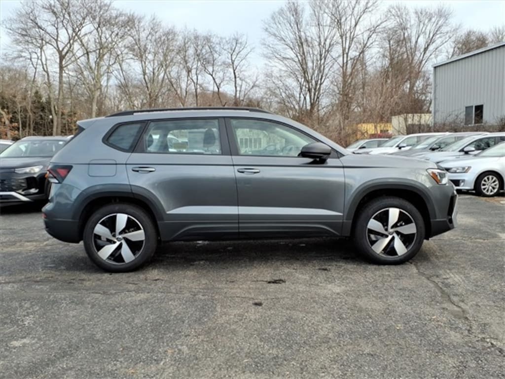 New 2026 Volkswagen Taos 1.5T S SUV