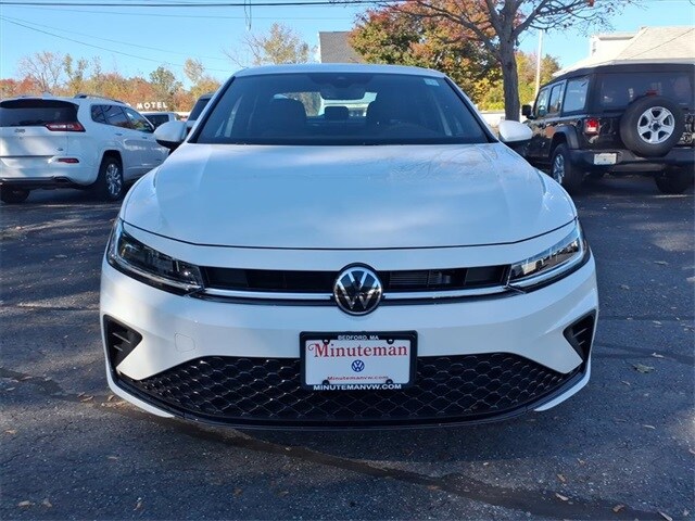 2026 Volkswagen Jetta Sport photo 2