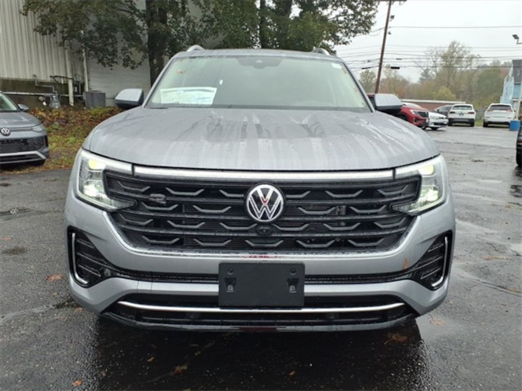 New 2026 Volkswagen Atlas 2.0T SEL Premium R-Line SUV