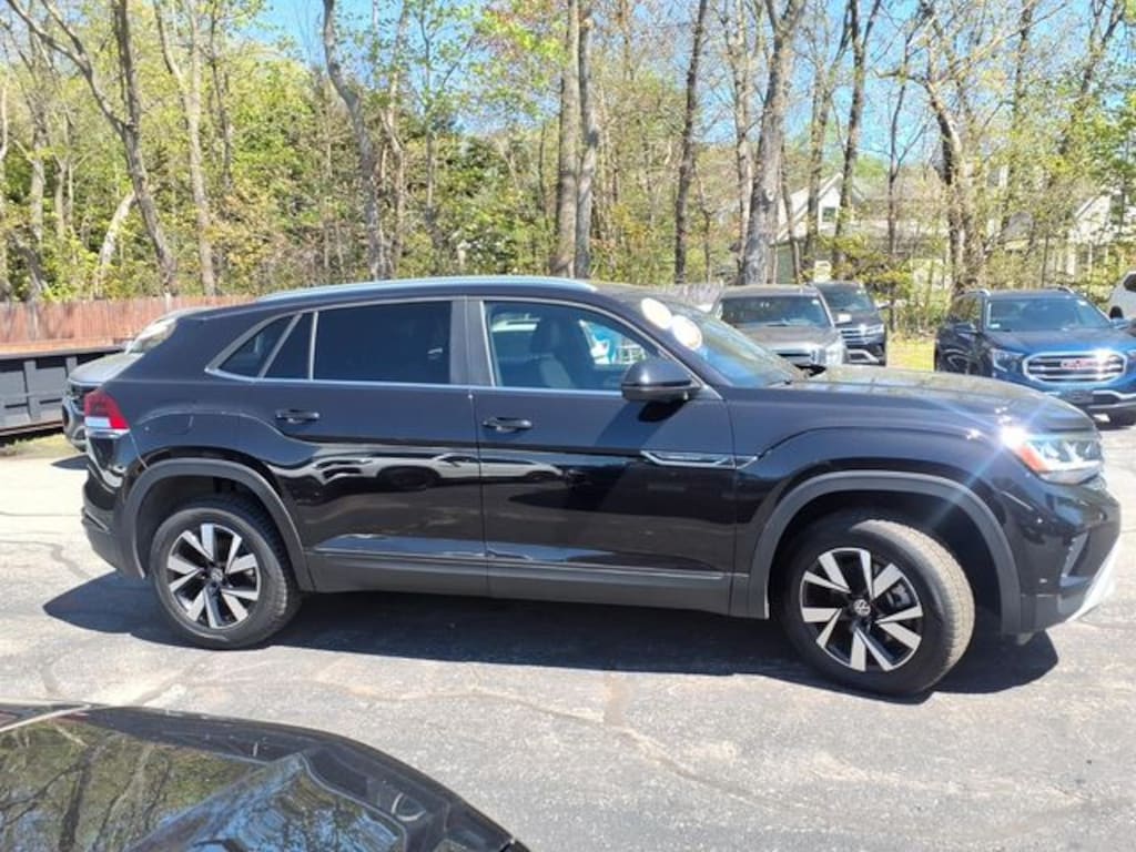 Used 2023 Volkswagen Atlas Cross Sport 2.0T SE SUV
