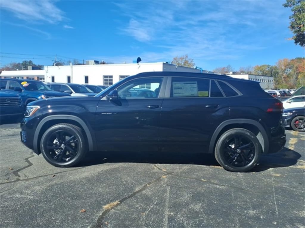New 2026 Volkswagen Atlas Cross Sport 2.0T SEL R-Line Black SUV