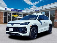 2025 Volkswagen Tiguan 2.0T SE R-Line Black SUV