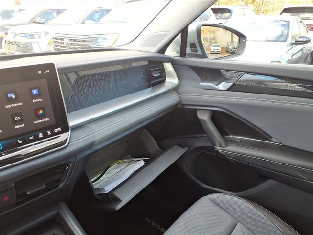 2026 Volkswagen Tiguan SE - Photo 19