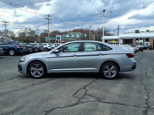 3VW7M7BU0RM028190