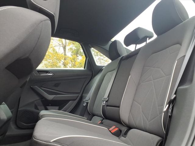 2026 Volkswagen Jetta Sport - Photo 12