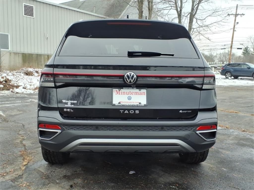 New 2026 Volkswagen Taos 1.5T SEL SUV