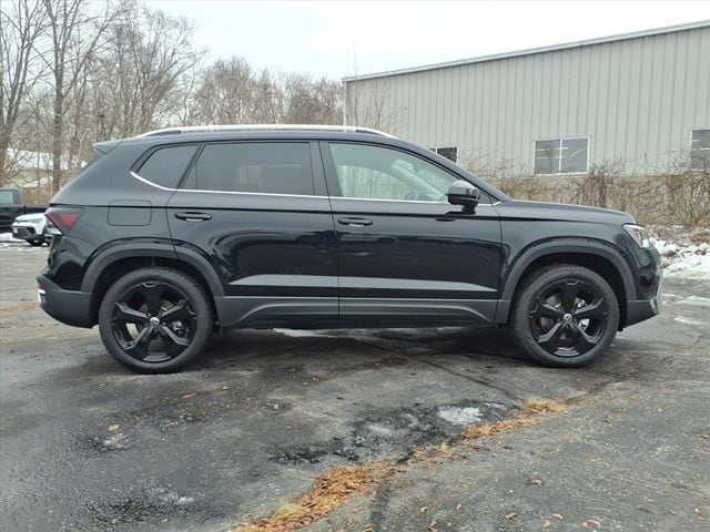 2026 Volkswagen Taos SEL - Photo 6