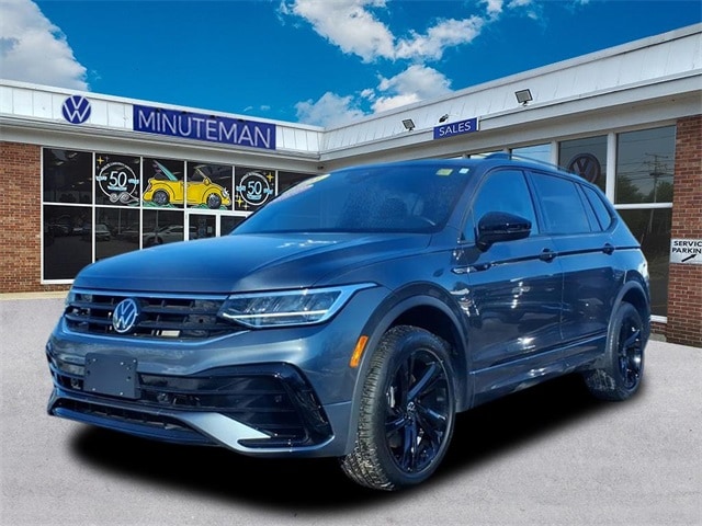 2023 Volkswagen Tiguan SE R-LINE BLACK