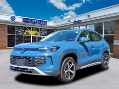 2025 Volkswagen Tiguan 2.0T SE SUV