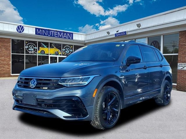 2023 Volkswagen Tiguan SE R-LINE BLACK