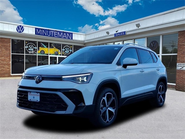 2026 Volkswagen Taos SEL's photo