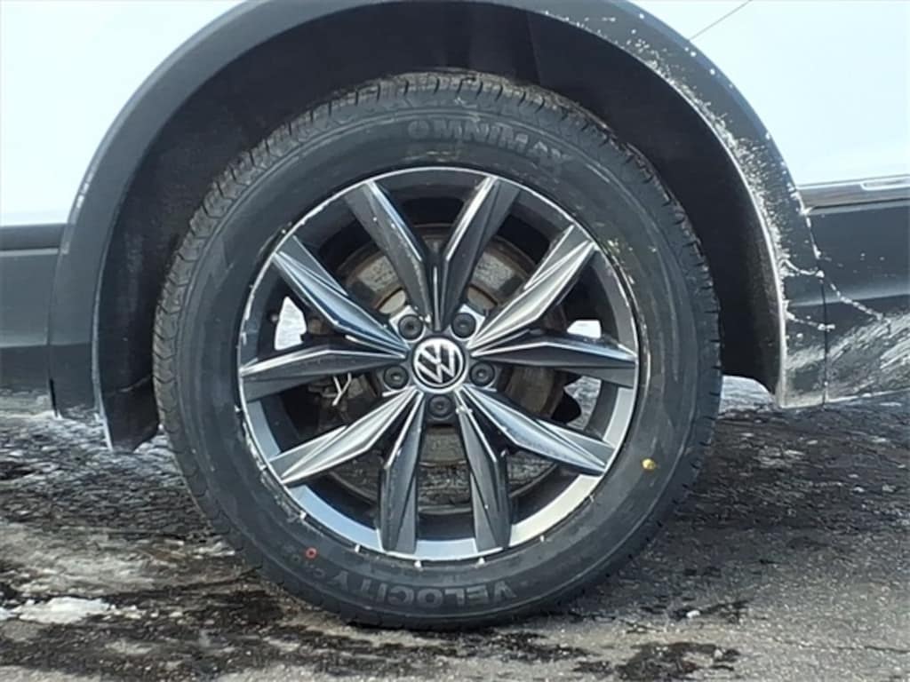 Certified 2022 Volkswagen Tiguan 2.0T SE SUV