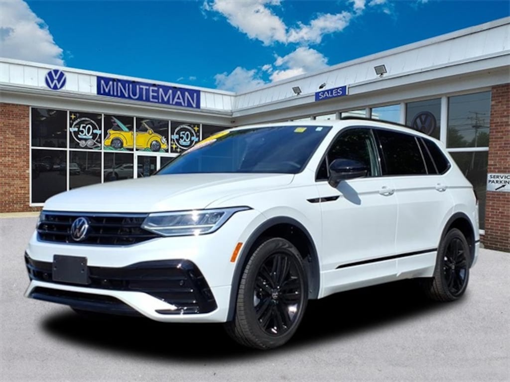 Certified 2022 Volkswagen Tiguan 2.0T SE R-Line Black SUV