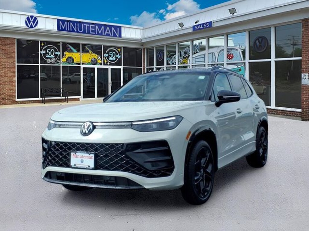 New 2026 Volkswagen Tiguan 2.0T SE R-Line Black SUV