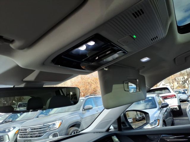 2026 Volkswagen Tiguan SE - Photo 17