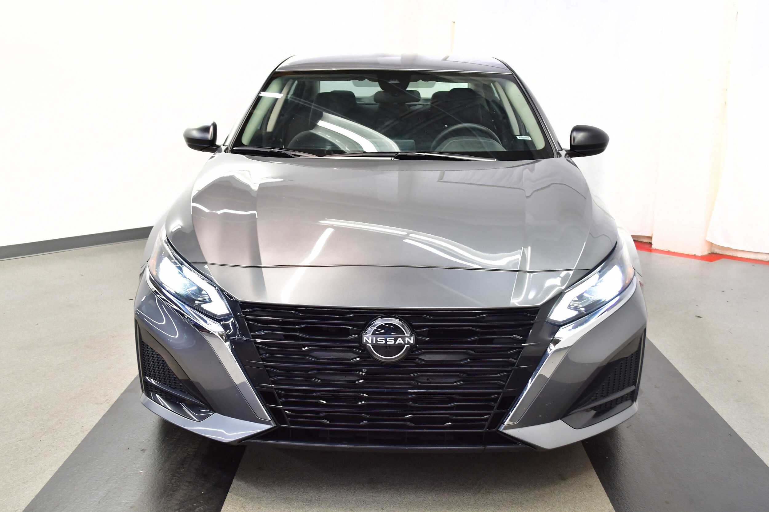 2024 Nissan Altima 2.5 SV photo 3