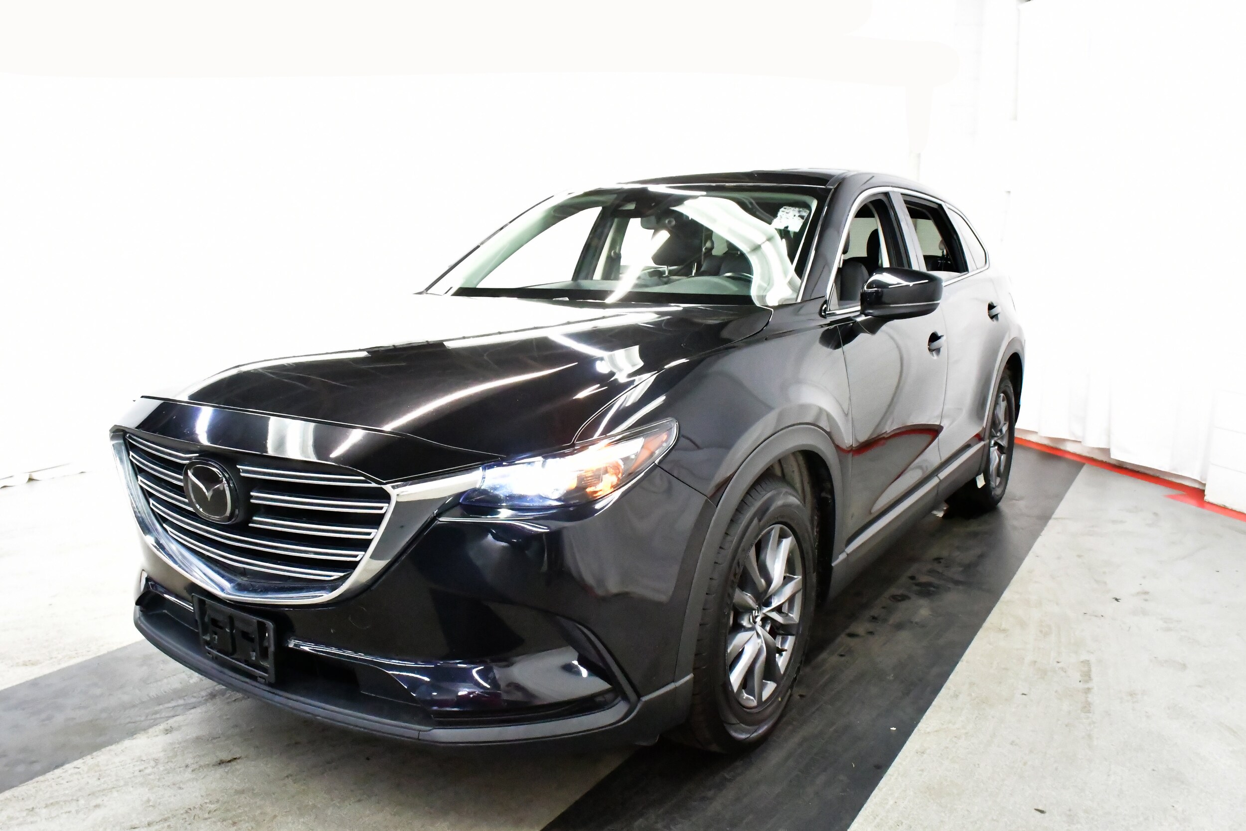 2023 Mazda CX-9 Touring photo 3