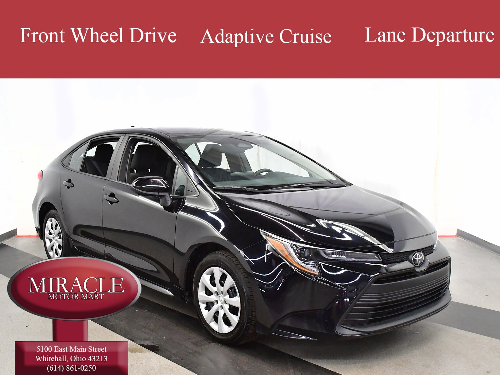 2024 Toyota Corolla LE's photo