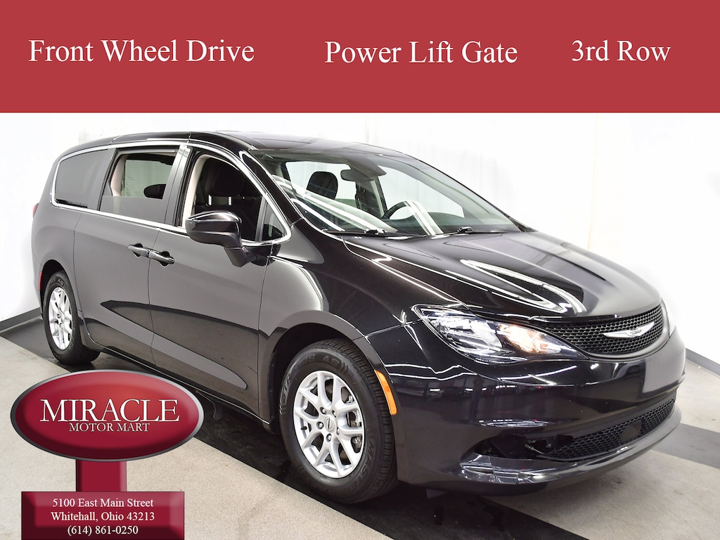 Used 2023 Chrysler Voyager LX LX FWD