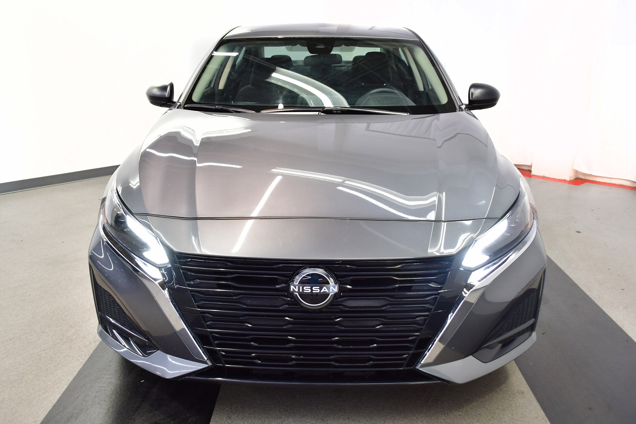 2024 Nissan Altima 2.5 SV photo 3