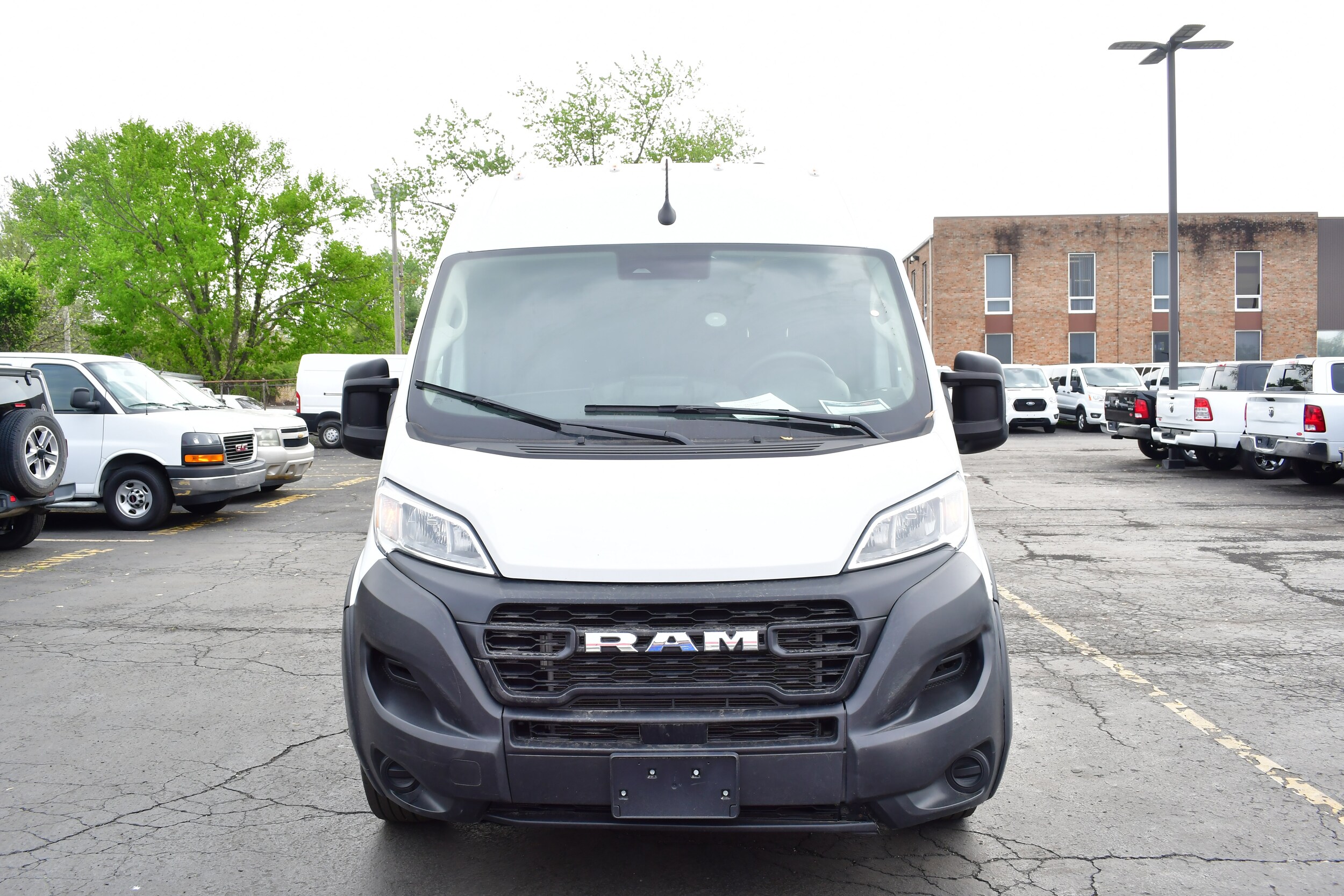 2024 Ram ProMaster 2500 photo 2