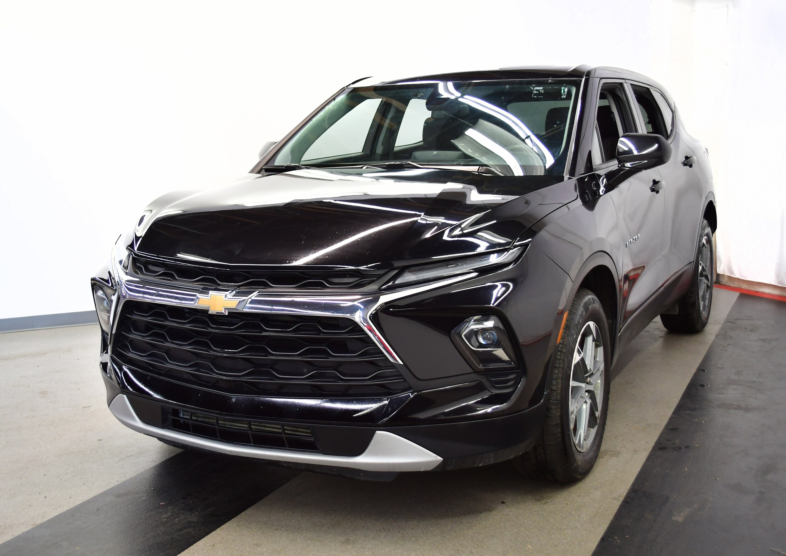 2024 Chevrolet Blazer 2LT photo 4