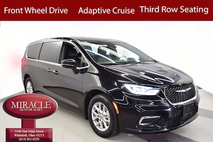 2025 Chrysler Pacifica Select Van