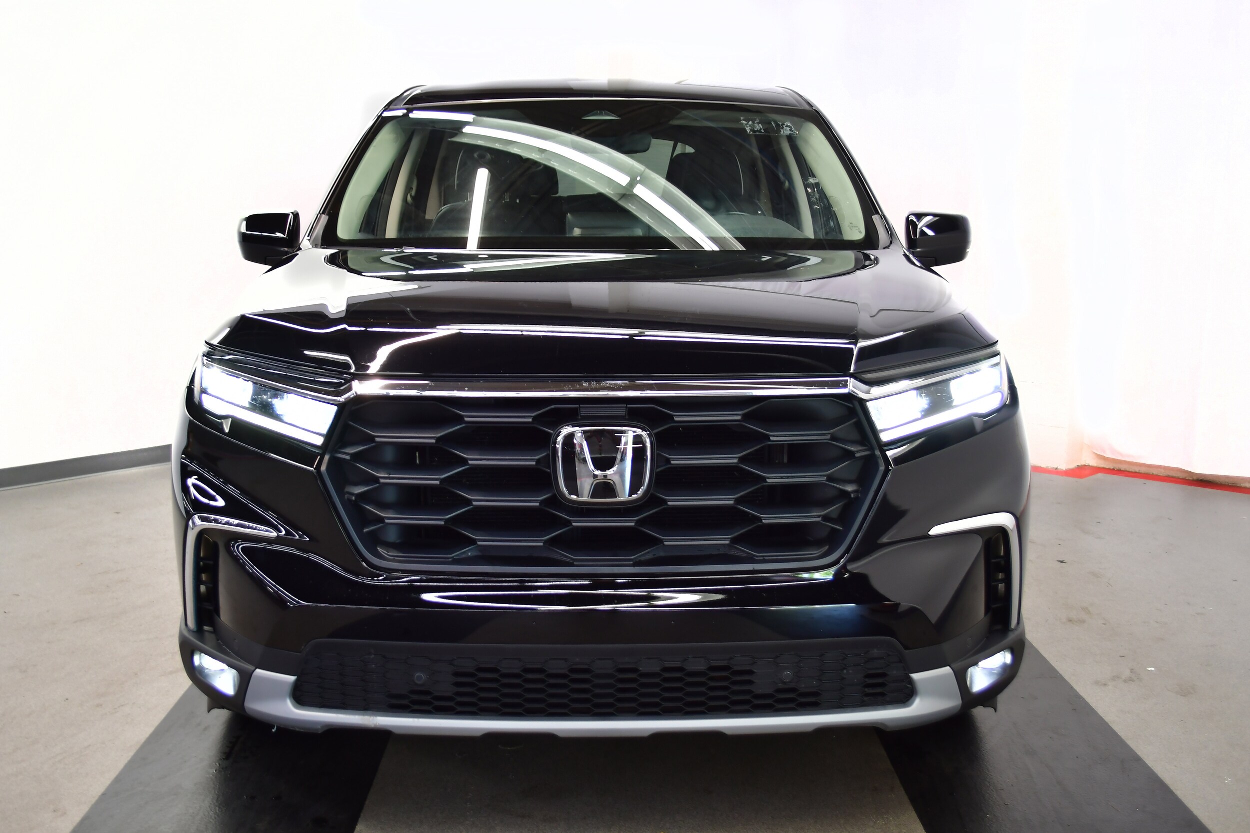 2023 Honda Pilot EX-L photo 2