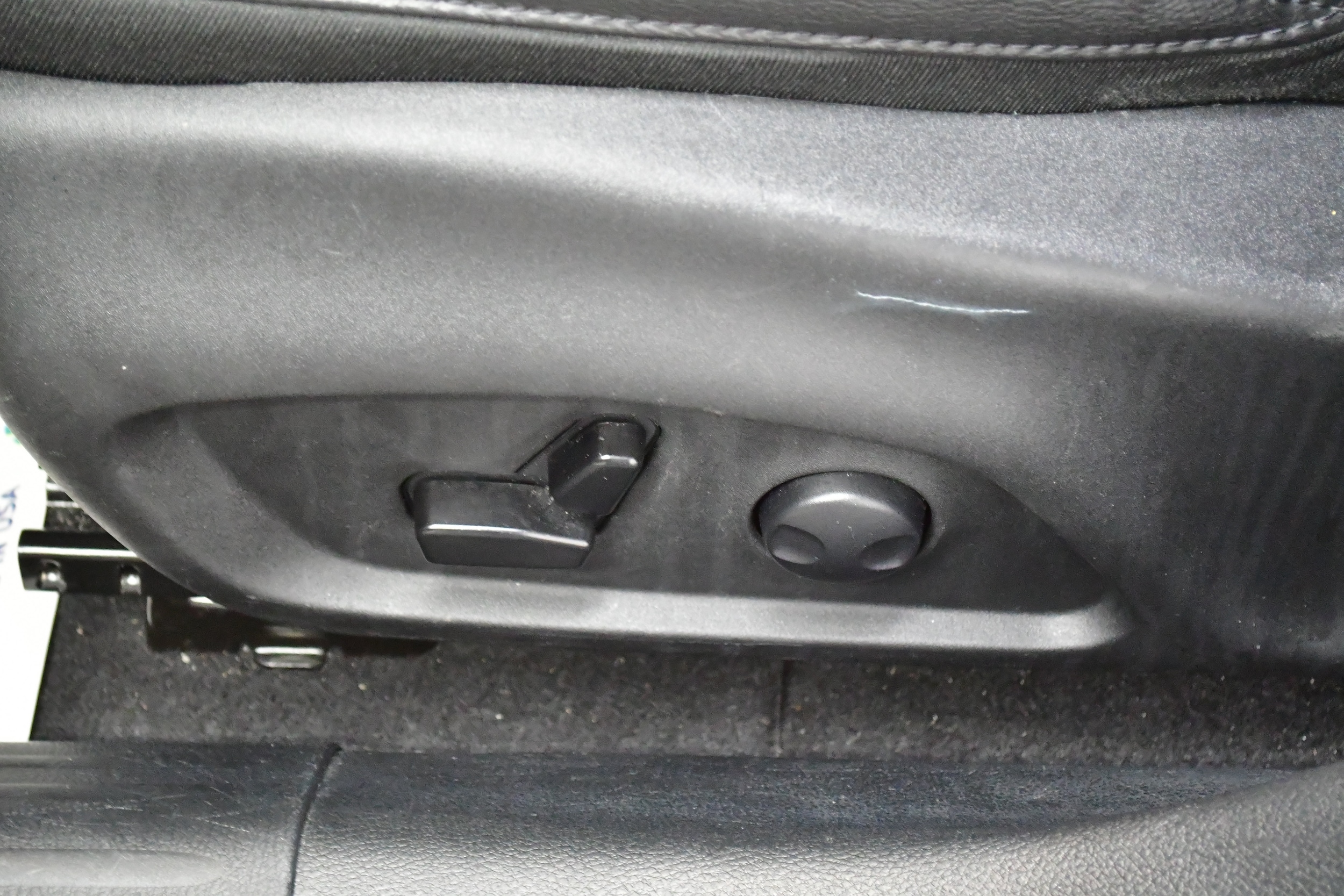 2025 Jeep Compass Limited - Photo 13
