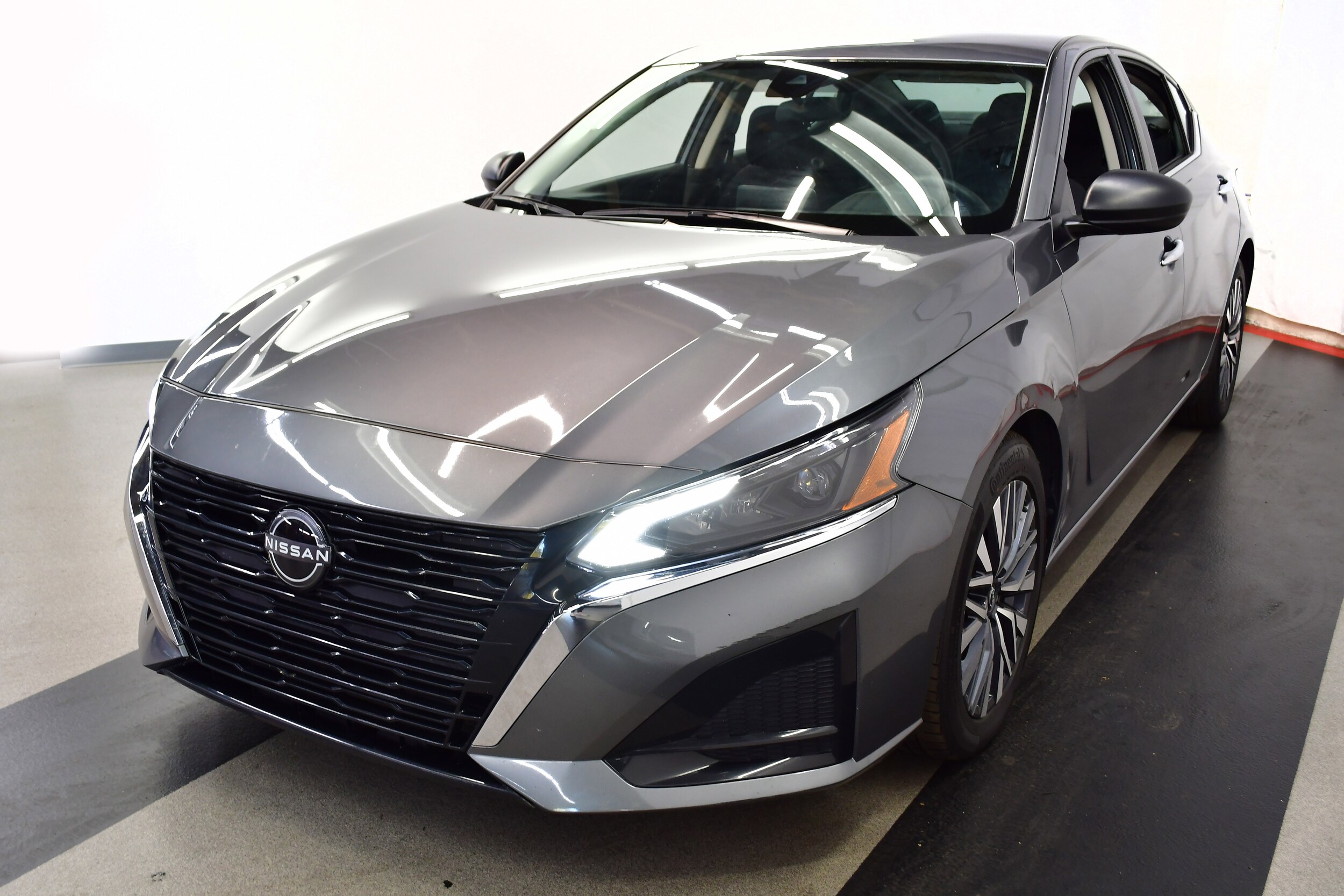 2024 Nissan Altima 2.5 SV photo 4