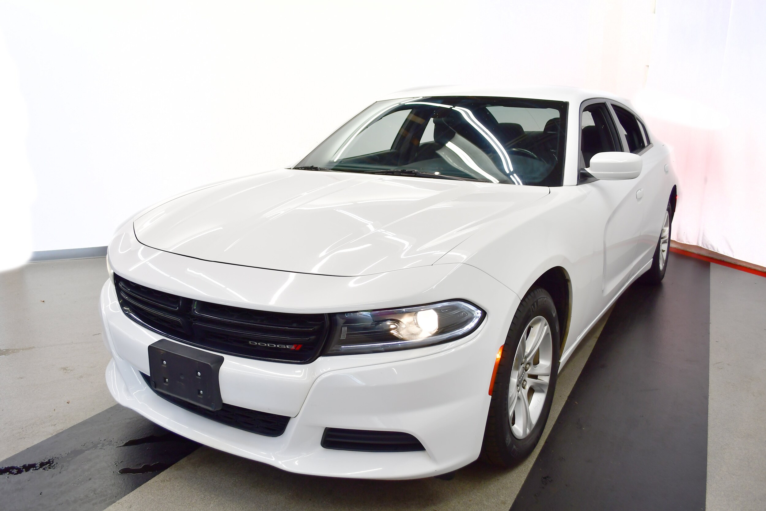2022 Dodge Charger SXT photo 3