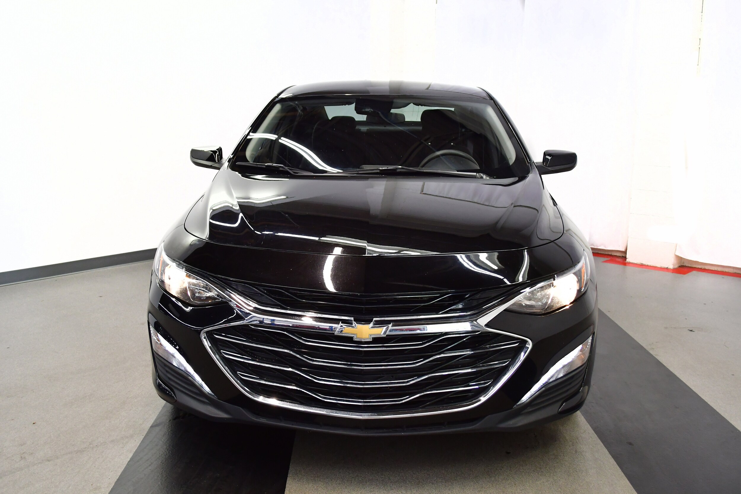 2024 Chevrolet Malibu 1LT photo 3