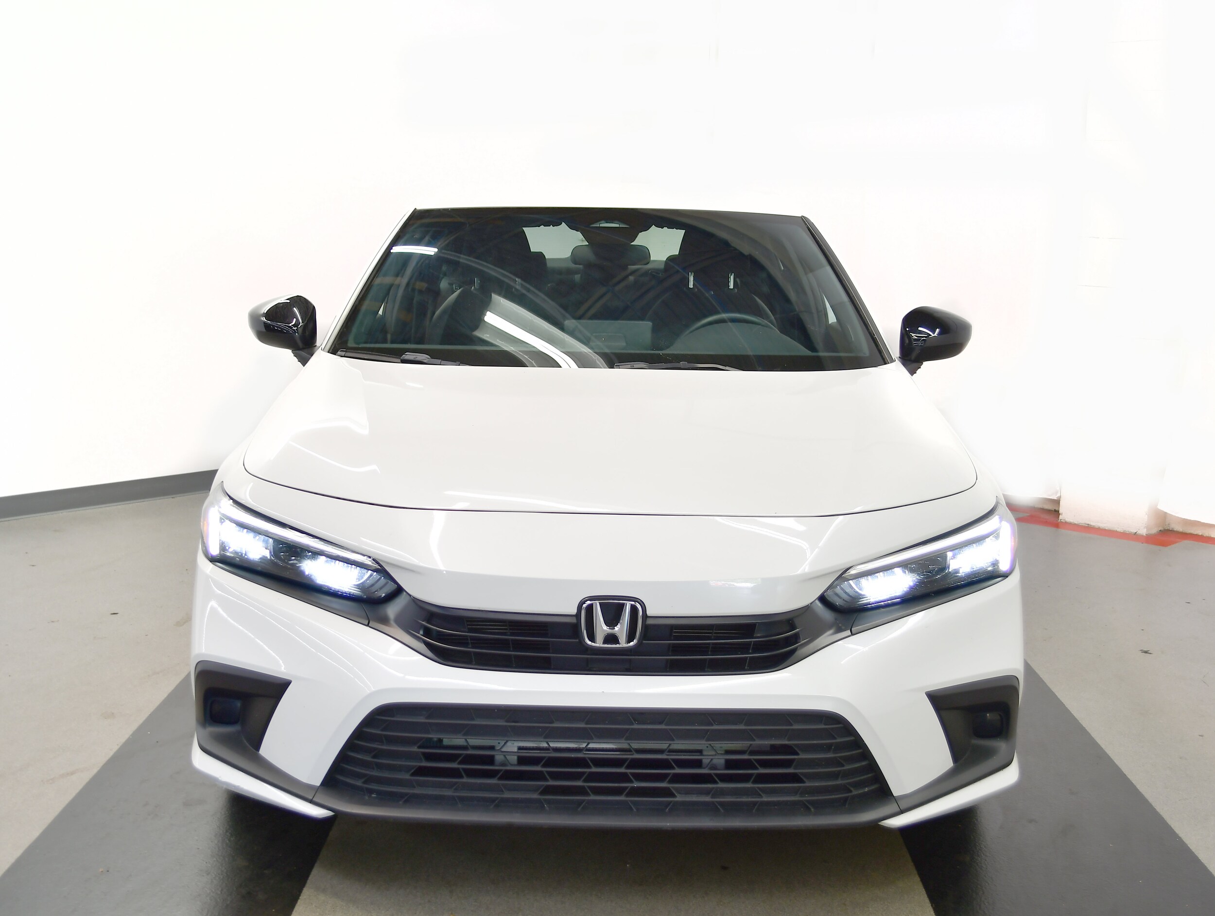 2024 Honda Civic Sport photo 2
