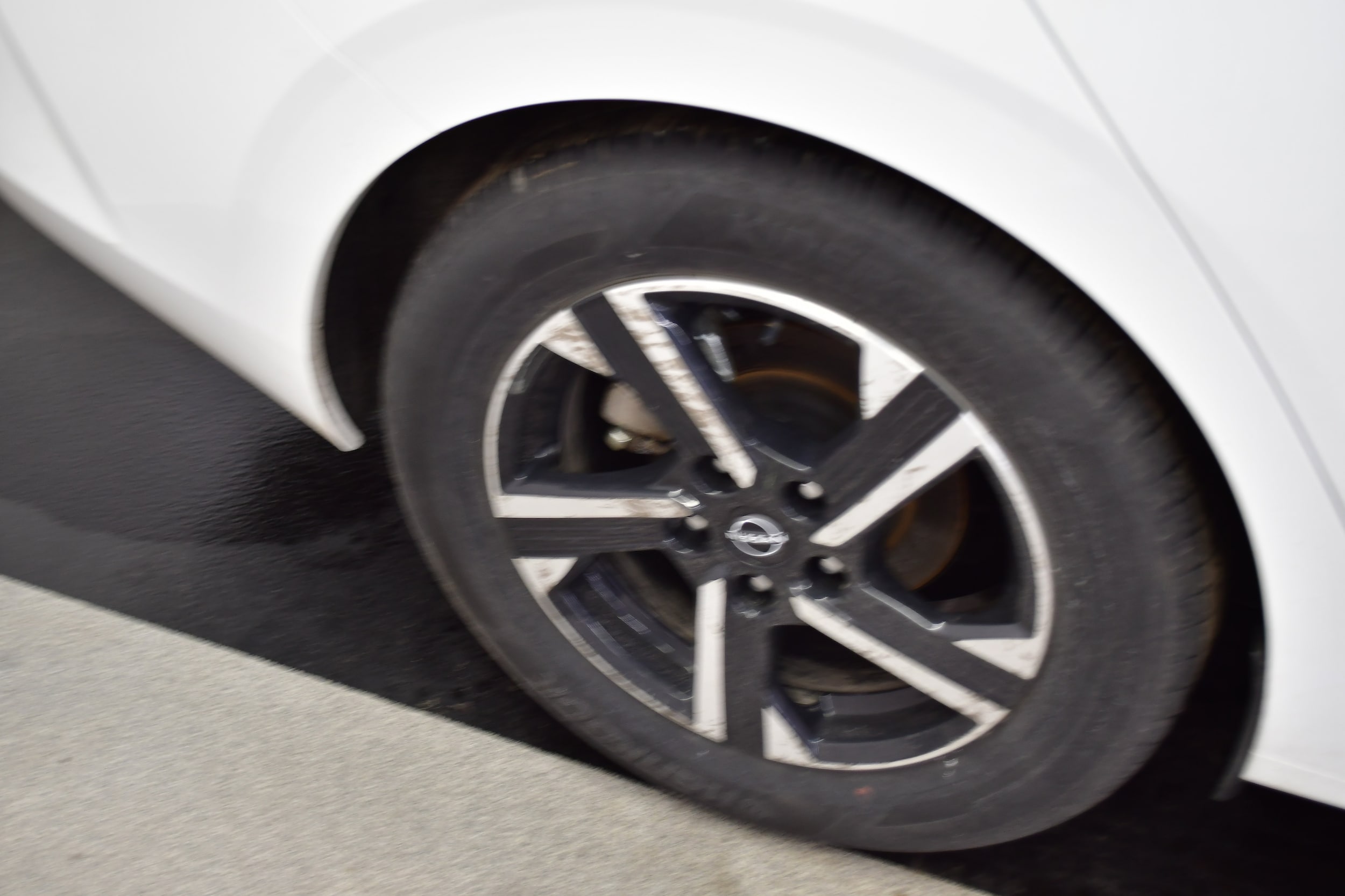 2025 Nissan Sentra SV - Photo 36