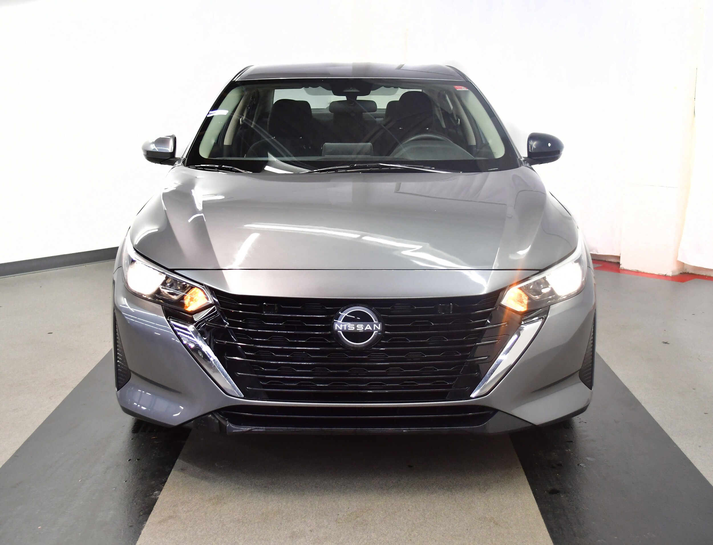 2024 Nissan Sentra SV photo 3