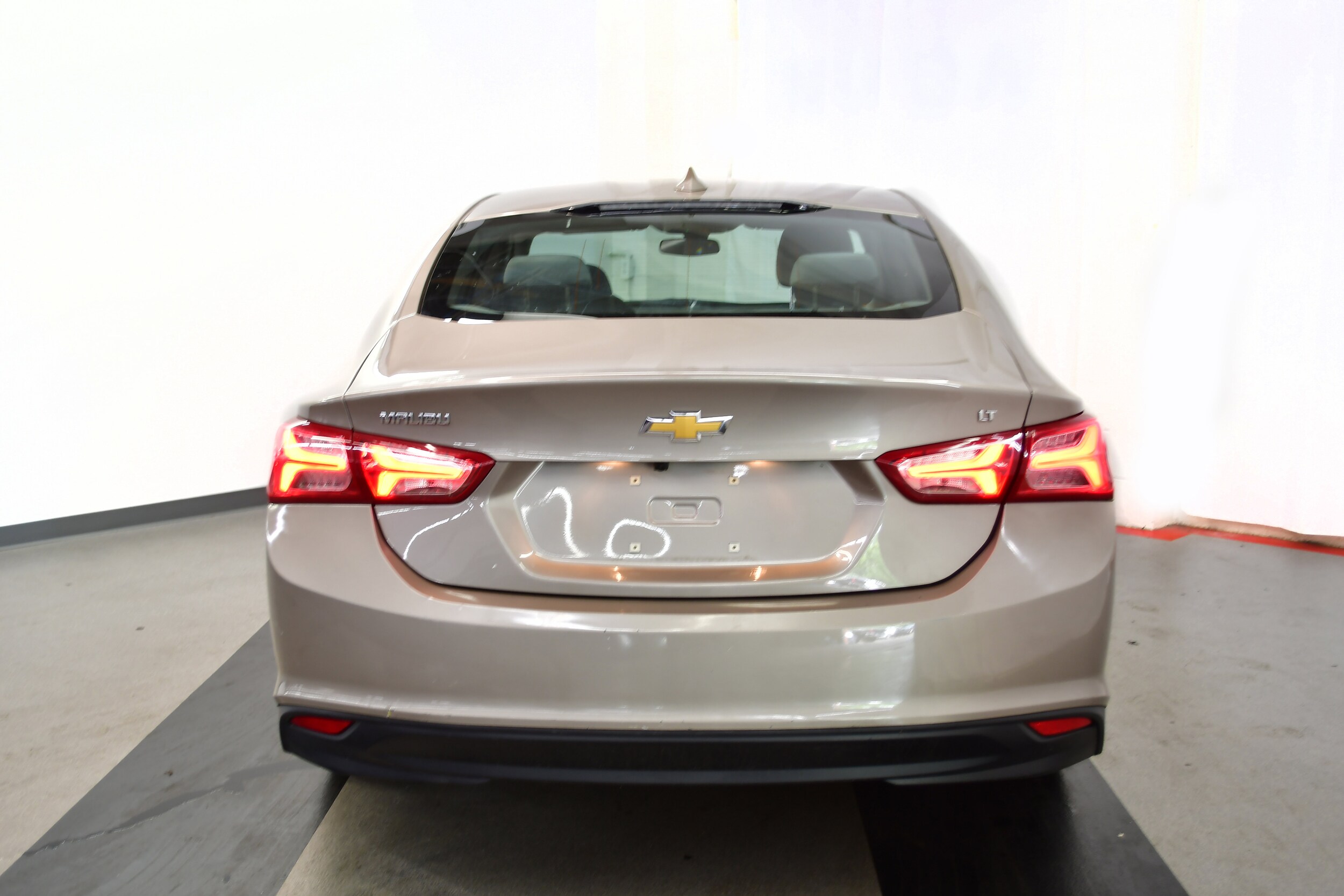 2022 Chevrolet Malibu 1LT photo 3